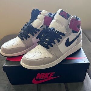 Gently Used - Youth Nike Jordan 1s - Size 7